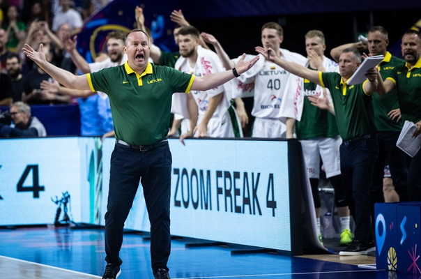 Rinktinės fanai: „FIBA yra apgailėtina organizacija su antrarūšiais teisėjais“